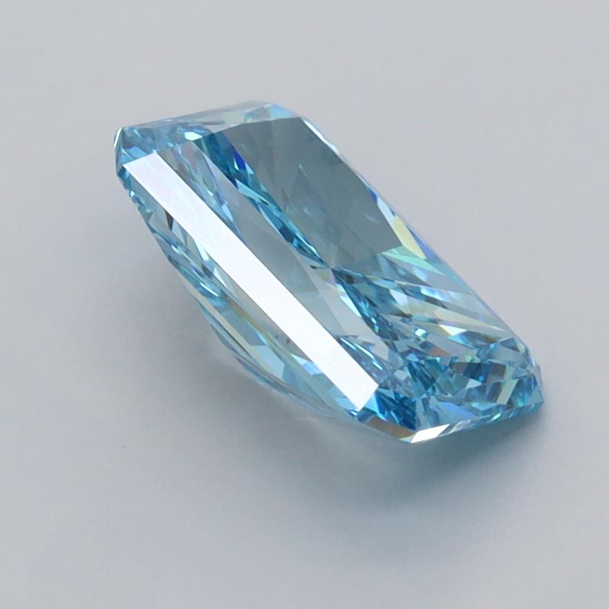 1.94 Carat Radiant Lab Diamond :: Greenstar spin frame 03