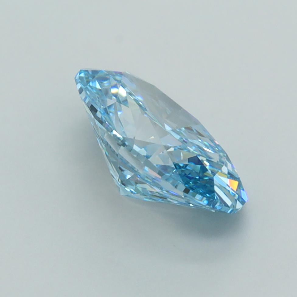 2.01 Carat Oval Lab Diamond :: Greenstar spin frame 03