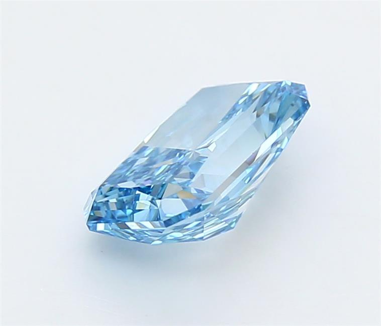 2.03 Carat Radiant Lab Diamond :: Greenstar spin frame 03