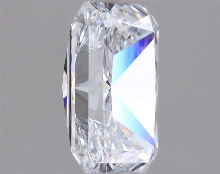 2.01 Carat Radiant Lab Diamond :: Greenstar spin frame 03