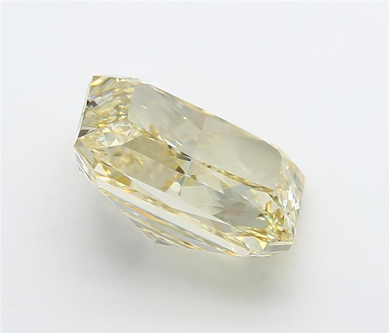 5.04 Carat Radiant Lab Diamond :: Greenstar spin frame 03