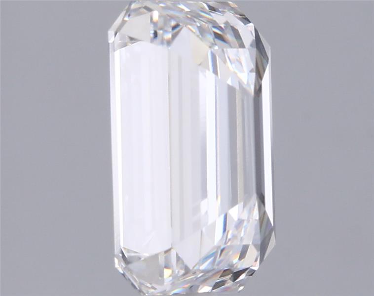 2.56 Carat Emerald Lab Diamond :: Greenstar spin frame 03