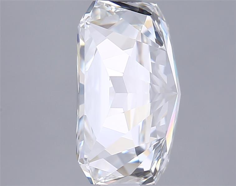 3.04 Carat Radiant Lab Diamond :: Greenstar spin frame 03