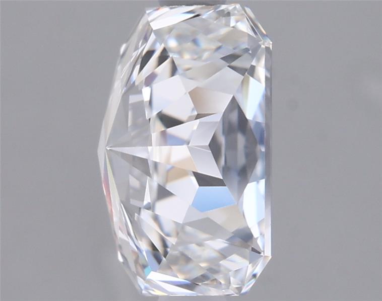 2.07 Carat Radiant Lab Diamond :: Greenstar spin frame 03