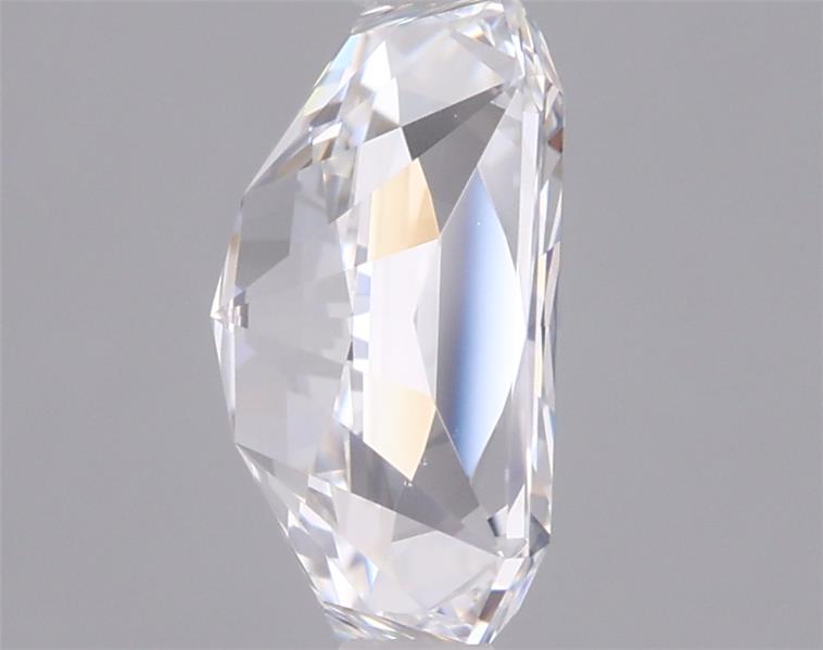 2.01 Carat Radiant Lab Diamond :: Greenstar spin frame 07