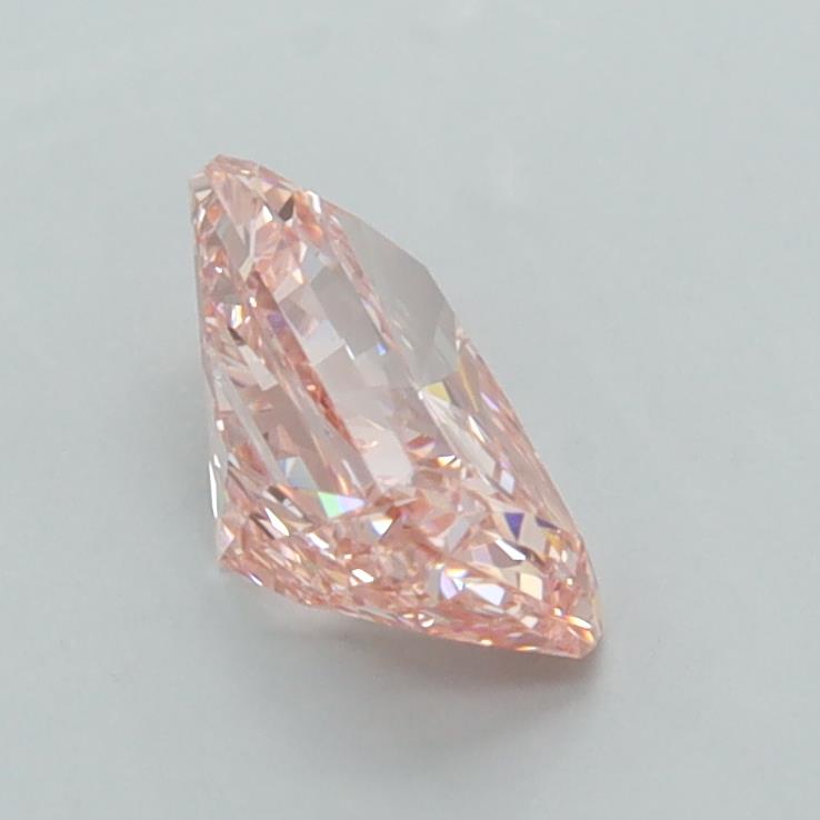1.10 Carat Radiant Lab Diamond :: Greenstar spin frame 07