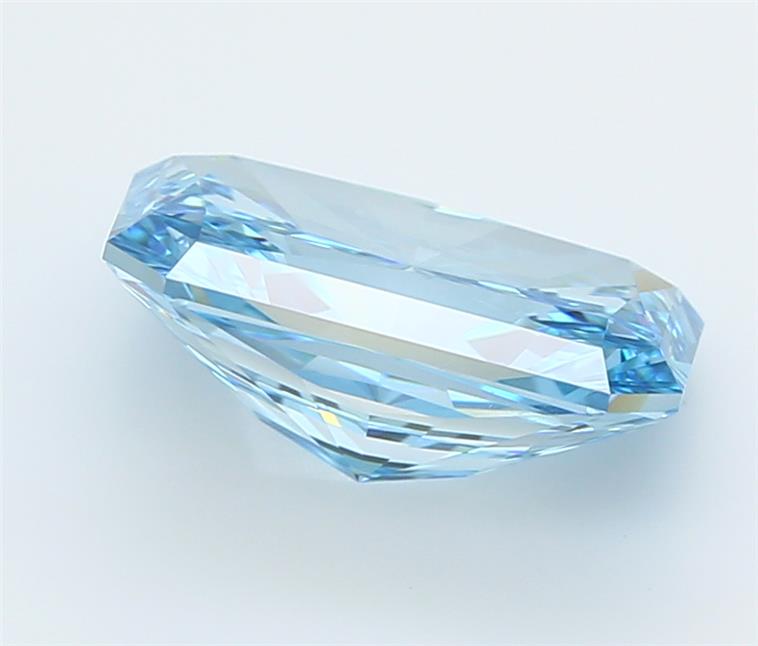 4.11 Carat Radiant Lab Diamond :: Greenstar spin frame 07