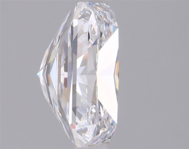 2.01 Carat Radiant Lab Diamond :: Greenstar spin frame 07
