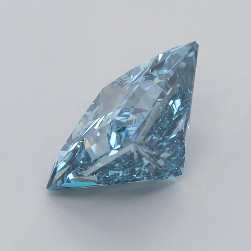 2.05 Carat Princess Lab Diamond :: Greenstar spin frame 07