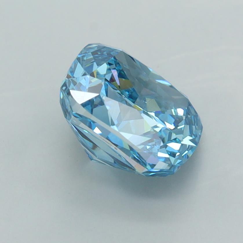 2.02 Carat Cushion Lab Diamond :: Greenstar spin frame 07