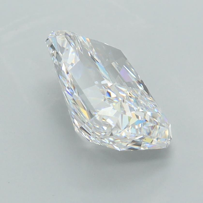 2.07 Carat Radiant Lab Diamond :: Greenstar spin frame 07