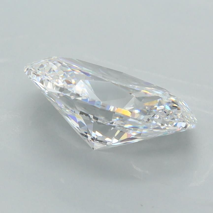 2.04 Carat Oval Lab Diamond :: Greenstar spin frame 07