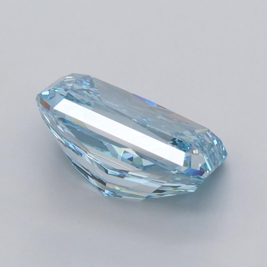 2.51 Carat Radiant Lab Diamond :: Greenstar spin frame 07