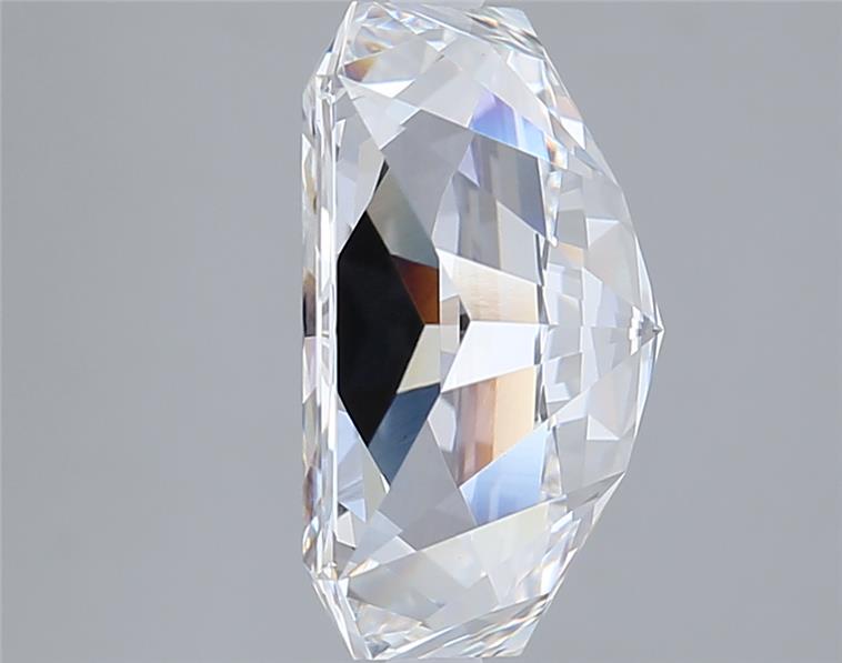 6.02 Carat Radiant Lab Diamond :: Greenstar spin frame 05
