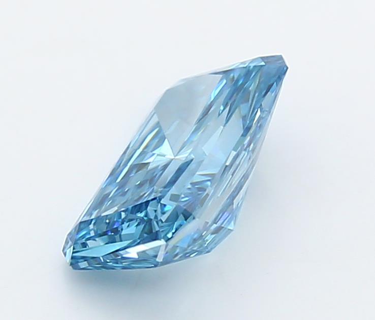 2.03 Carat Radiant Lab Diamond :: Greenstar spin frame 05