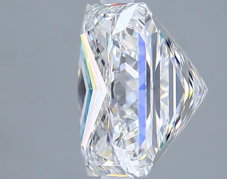 5.04 Carat Princess Lab Diamond :: Greenstar spin frame 05