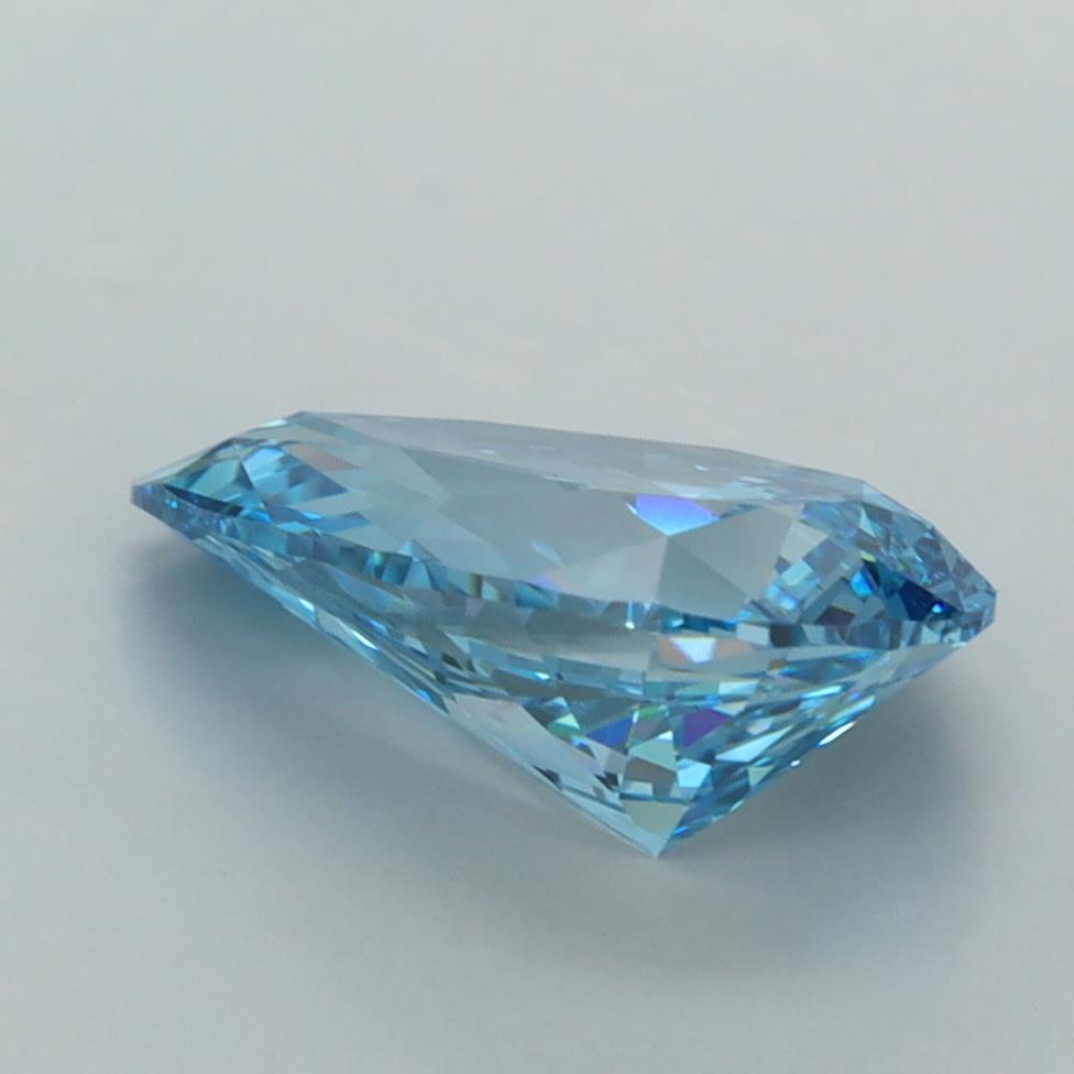 2.56 Carat Pear Lab Diamond :: Greenstar spin frame 05