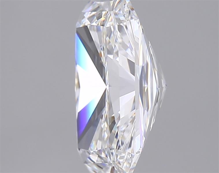 2.18 Carat Radiant Lab Diamond :: Greenstar spin frame 05
