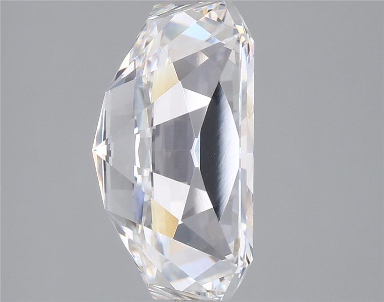 5.04 Carat Radiant Lab Diamond :: Greenstar spin frame 05