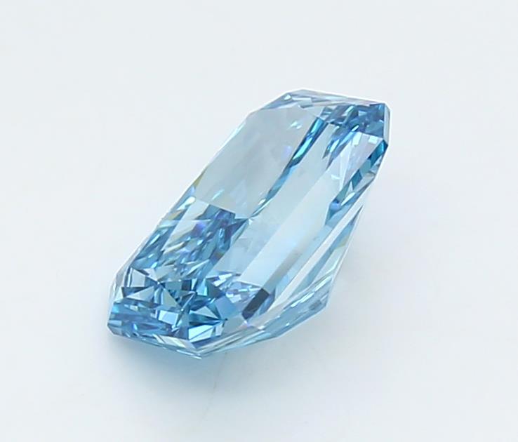 2.04 Carat Radiant Lab Diamond :: Greenstar spin frame 05