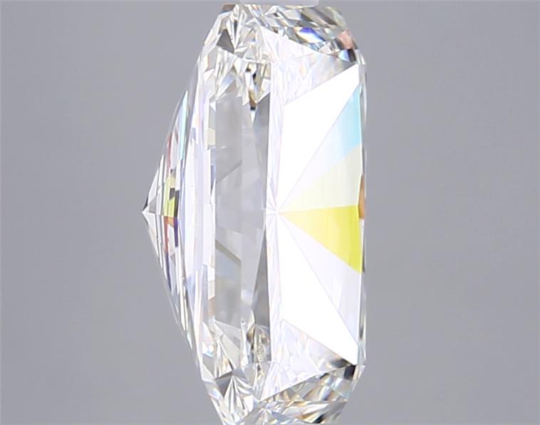 3.99 Carat Radiant Lab Diamond :: Greenstar spin frame 05