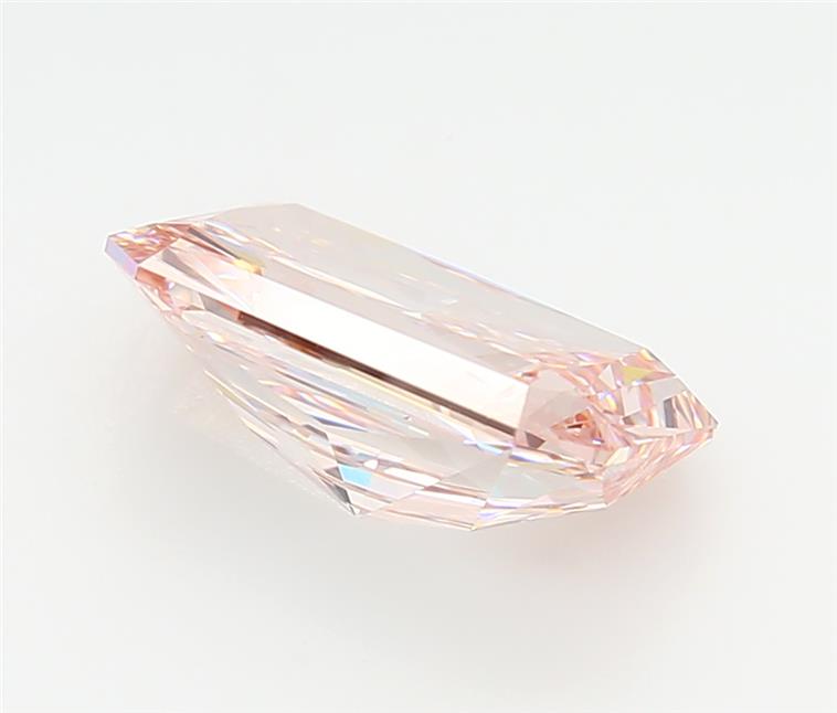 3.06 Carat Radiant Lab Diamond :: Greenstar spin frame 05