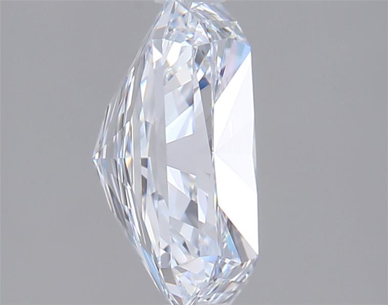2.02 Carat Radiant Lab Diamond :: Greenstar spin frame 05