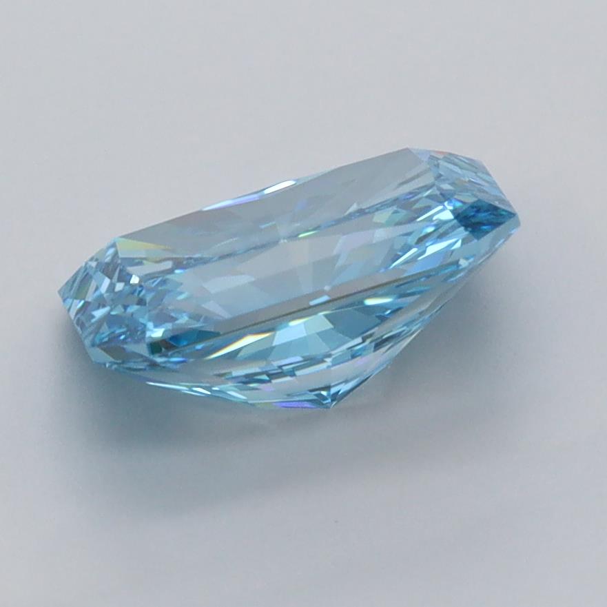 2.13 Carat Radiant Lab Diamond :: Greenstar spin frame 05