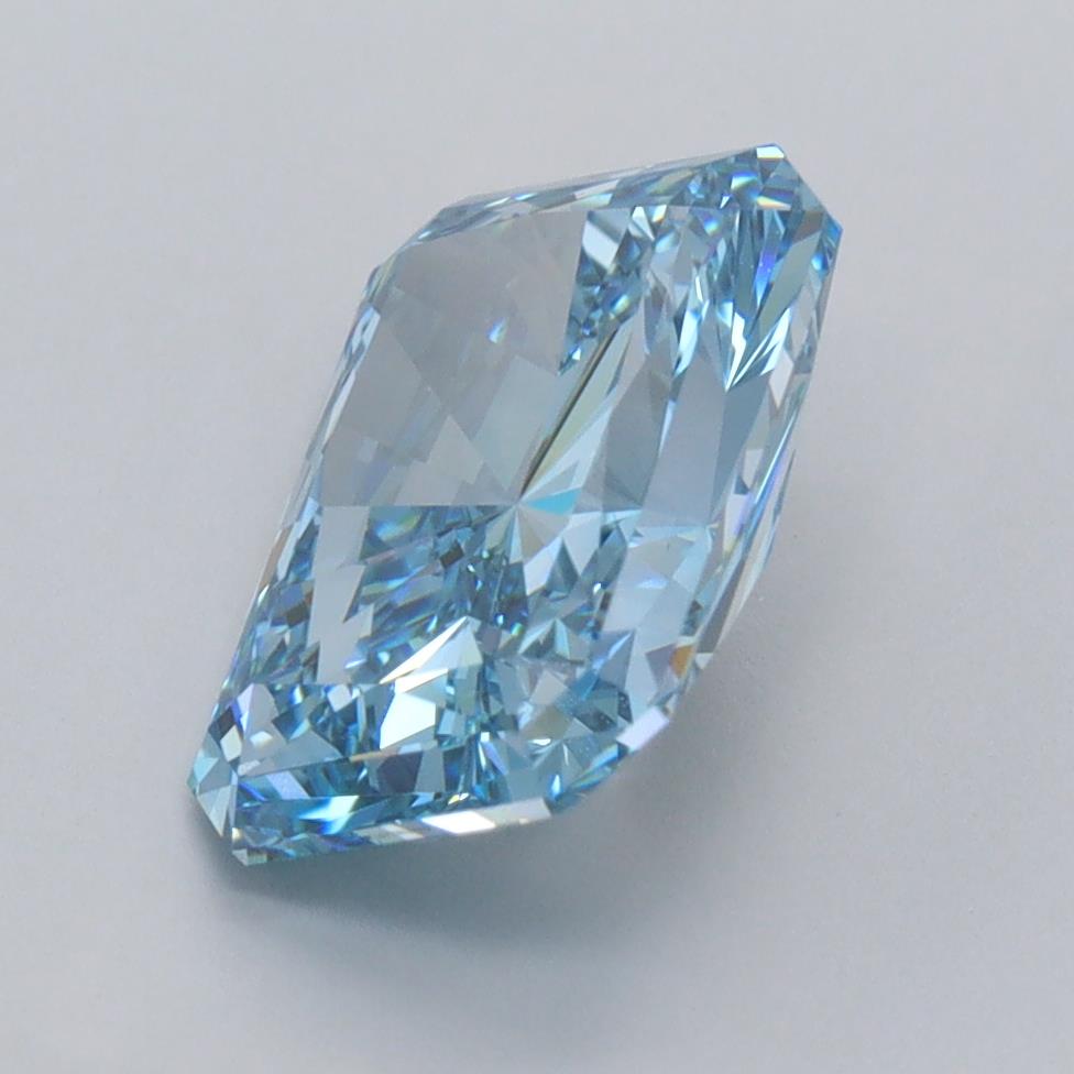 3.01 Carat Radiant Lab Diamond :: Greenstar spin frame 05