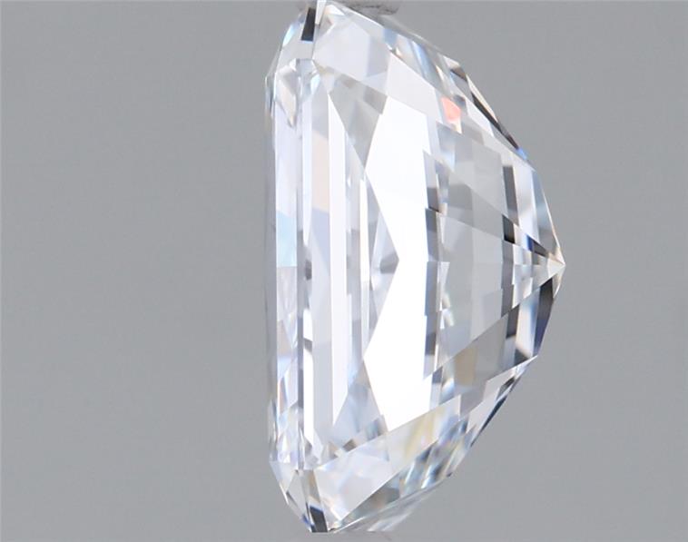 2.01 Carat Radiant Lab Diamond :: Greenstar spin frame 06