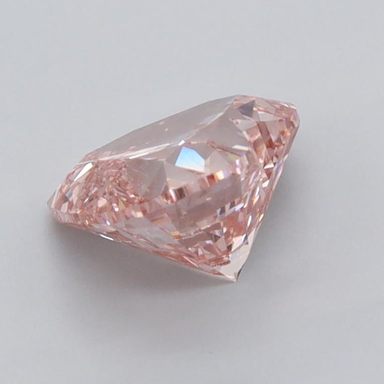 1.54 Carat Heart Lab Diamond :: Greenstar spin frame 06