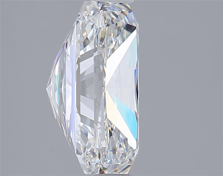 2.01 Carat Radiant Lab Diamond :: Greenstar spin frame 06