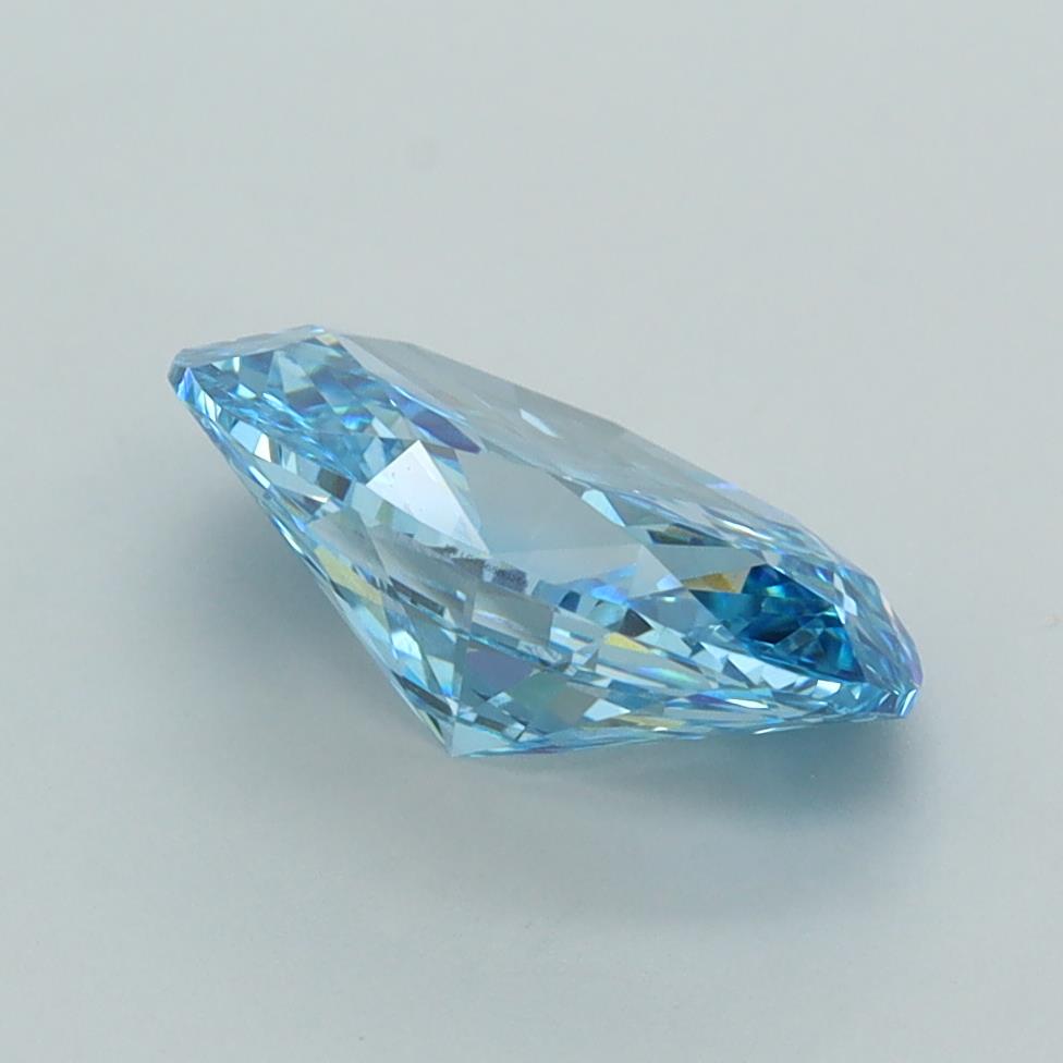2.04 Carat Oval Lab Diamond :: Greenstar spin frame 06
