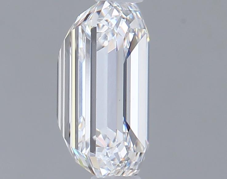1.06 Carat Emerald Lab Diamond :: Greenstar spin frame 06