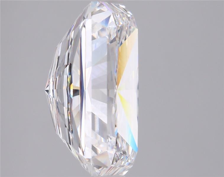 4.97 Carat Radiant Lab Diamond :: Greenstar spin frame 06