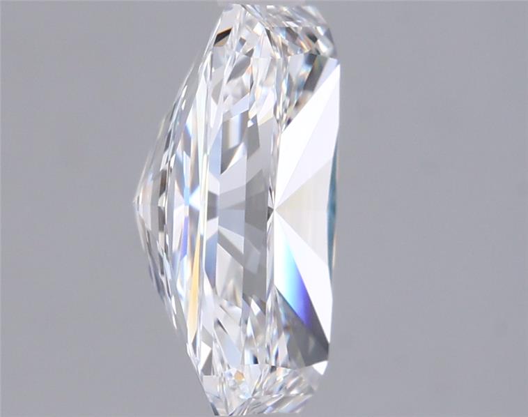 2.04 Carat Radiant Lab Diamond :: Greenstar spin frame 06