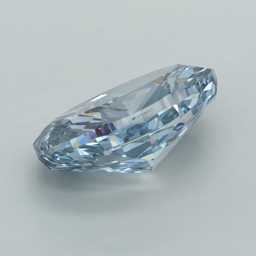 2.04 Carat Oval Lab Diamond :: Greenstar spin frame 06