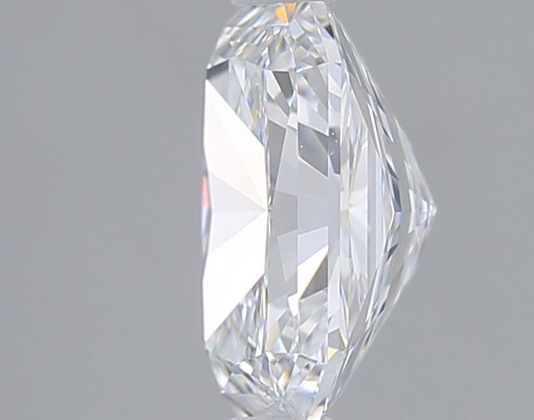 1.71 Carat Radiant Lab Diamond :: Greenstar spin frame 06