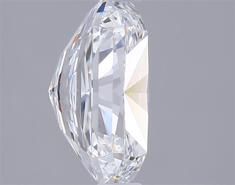2.06 Carat Radiant Lab Diamond :: Greenstar spin frame 06
