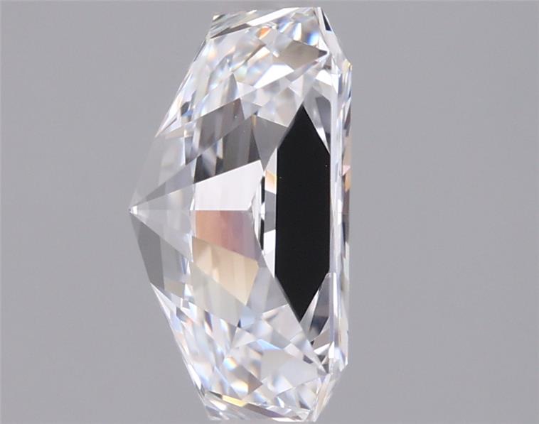 2.10 Carat Radiant Lab Diamond :: Greenstar spin frame 06