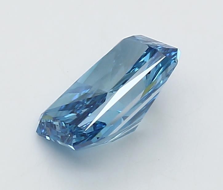 2.02 Carat Radiant Lab Diamond :: Greenstar spin frame 06