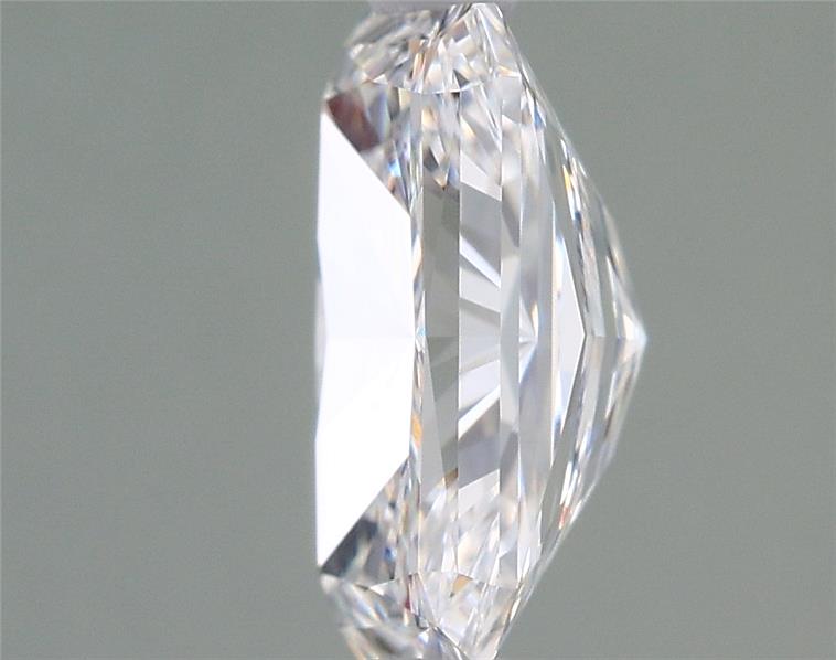 1.61 Carat Radiant Lab Diamond :: Greenstar spin frame 06