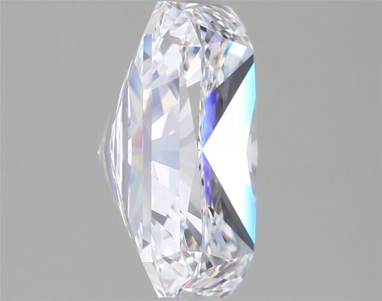 3.02 Carat Radiant Lab Diamond :: Greenstar spin frame 06