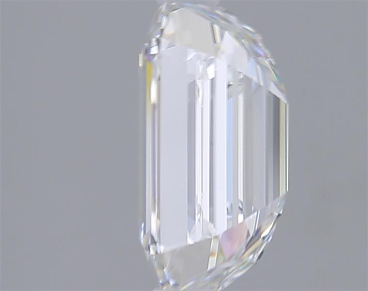 2.44 Carat Emerald Lab Diamond :: Greenstar spin frame 06