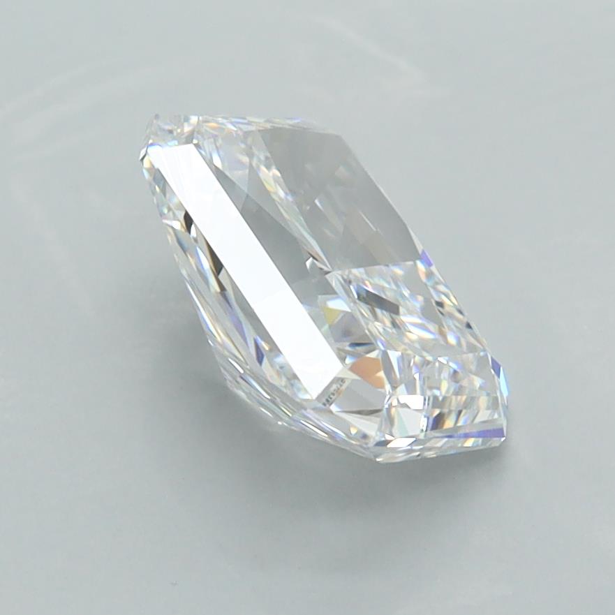 2.05 Carat Radiant Lab Diamond :: Greenstar spin frame 06
