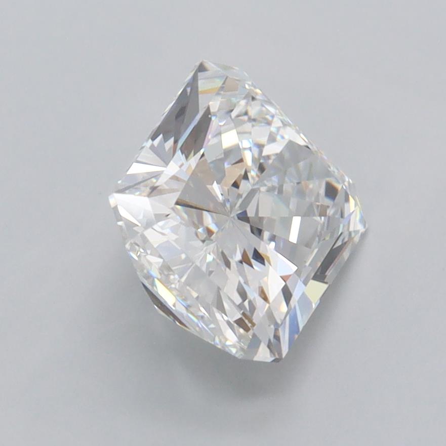2.01 Carat Radiant Lab Diamond :: Greenstar spin frame 06