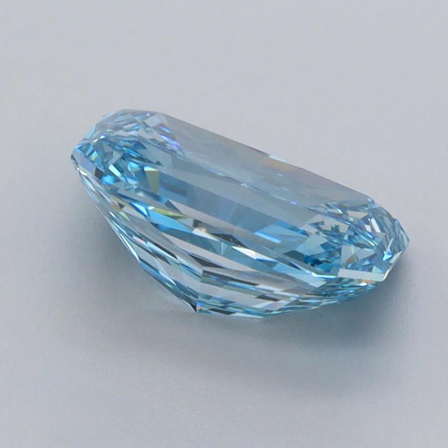 2.07 Carat Radiant Lab Diamond :: Greenstar spin frame 06
