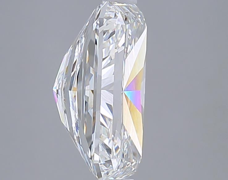 5.02 Carat Radiant Lab Diamond :: Greenstar spin frame 06