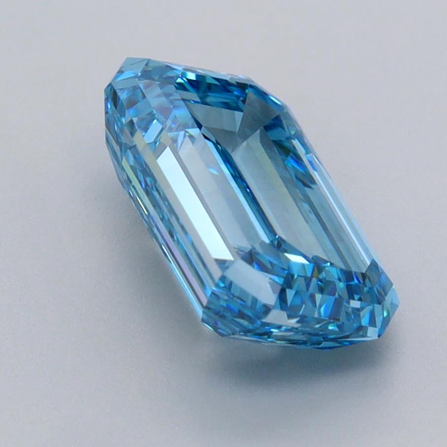 2.88 Carat Emerald Lab Diamond :: Greenstar spin frame 04