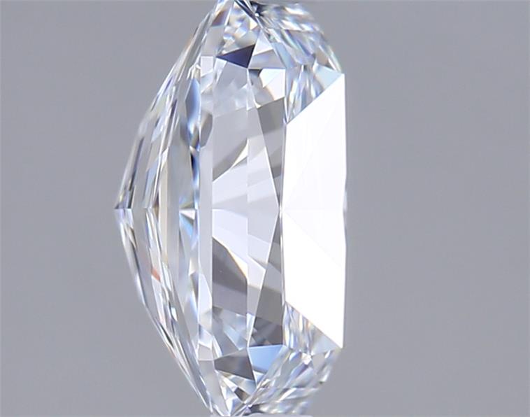 2.02 Carat Radiant Lab Diamond :: Greenstar spin frame 04